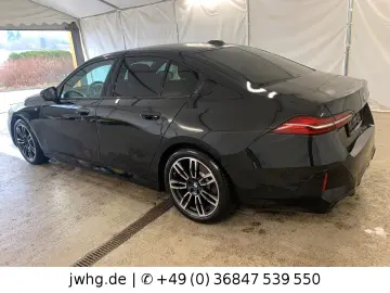 BMW 520d Lim M Sport Driving  LED  360 HUD Memory