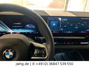 BMW 520d Lim M Sport Driving  LED  360 HUD Memory