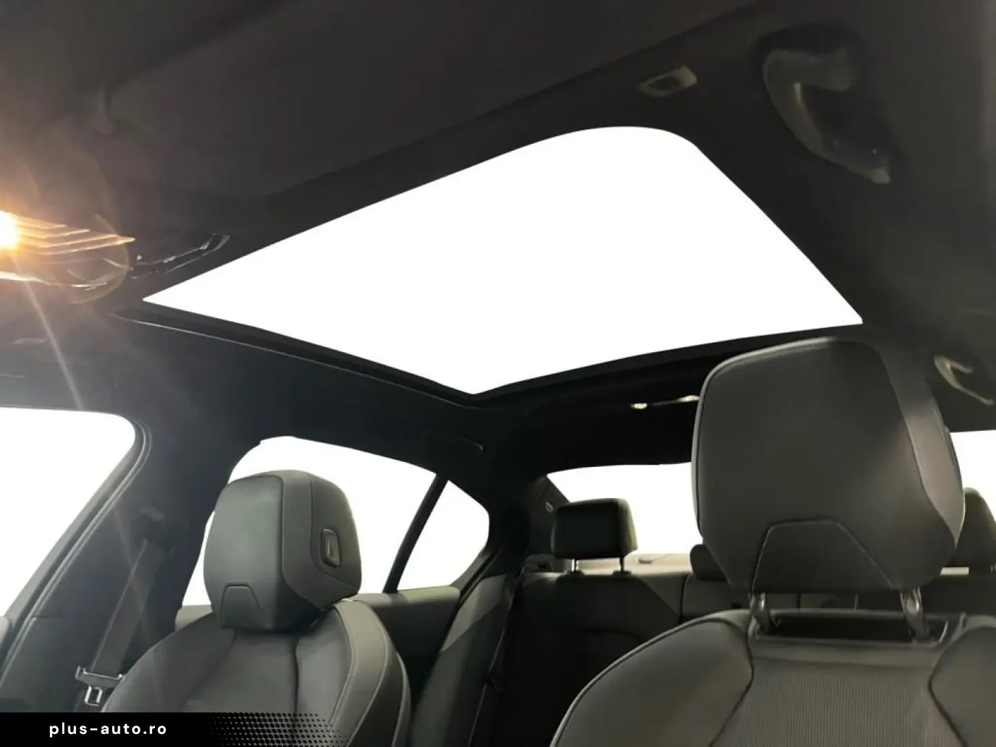 BMW 520d M Sport Carbon Fahrassist AHK HUD Pano Wide