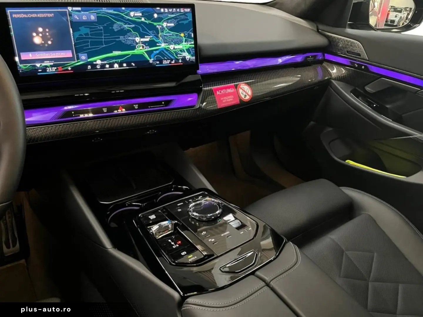 BMW 520d M Sport Carbon Fahrassist AHK HUD Pano Wide