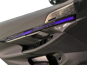 BMW 520d M Sport Carbon Fahrassist AHK HUD Pano Wide