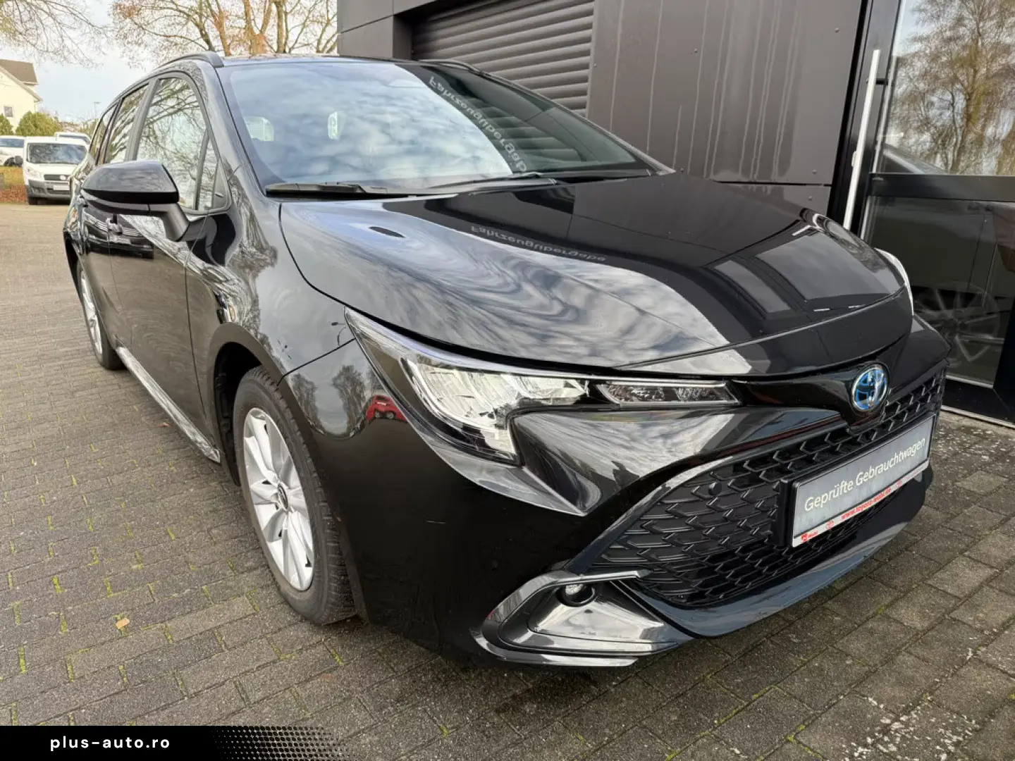 Toyota Corolla Touring Sports 1.8 Hybrid Business Edition