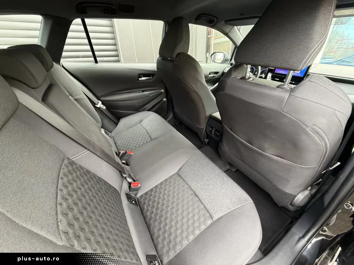 Toyota Corolla Touring Sports 1.8 Hybrid Business Edition