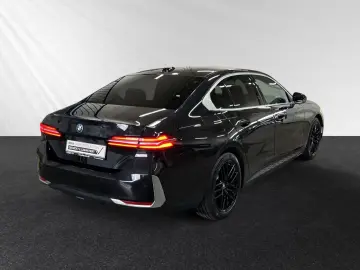BMW 530e Limousine Panorama Head-Up DA&PAProf. H K