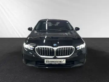 BMW 530e Limousine Panorama Head-Up DA&PAProf. H K