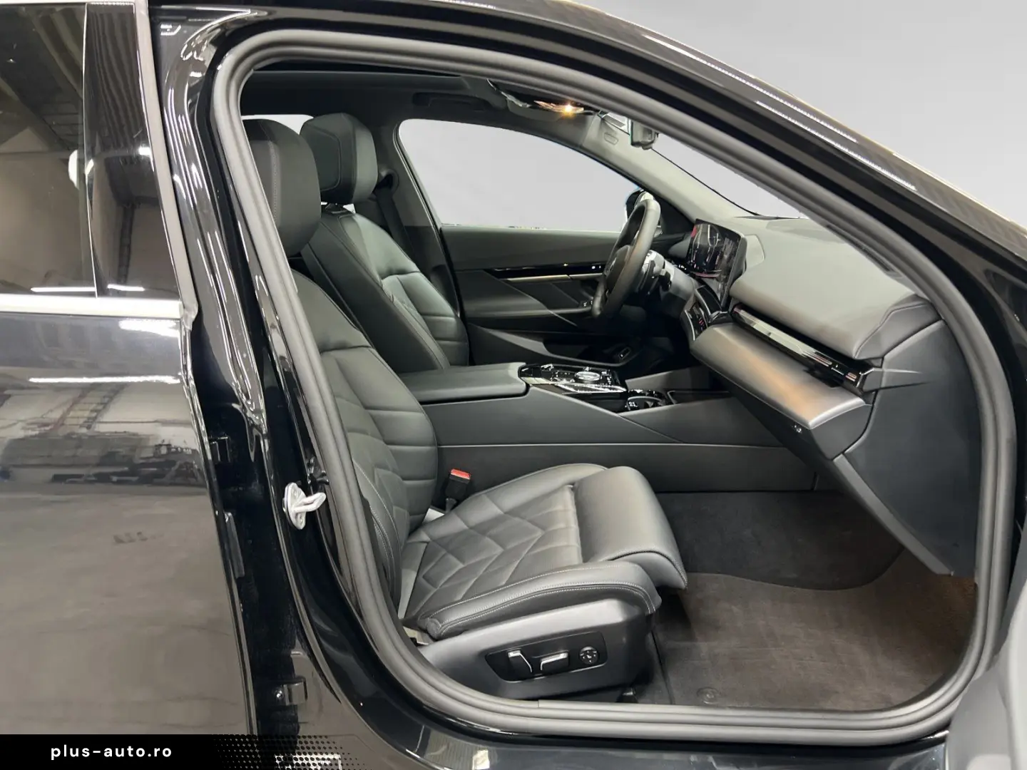 BMW 530e Limousine Panorama Head-Up DA&PAProf. H K