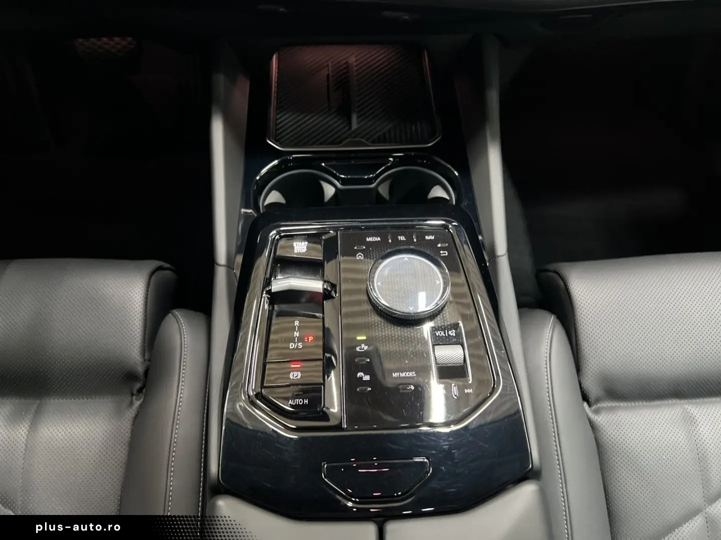 BMW 530e Limousine Panorama Head-Up DA&PAProf. H K