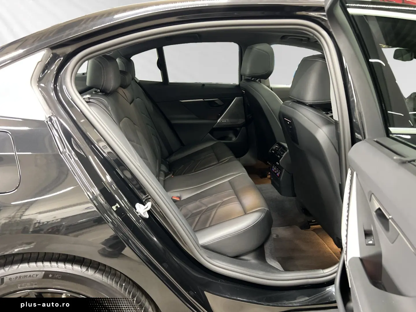 BMW 530e Limousine Panorama Head-Up DA&PAProf. H K