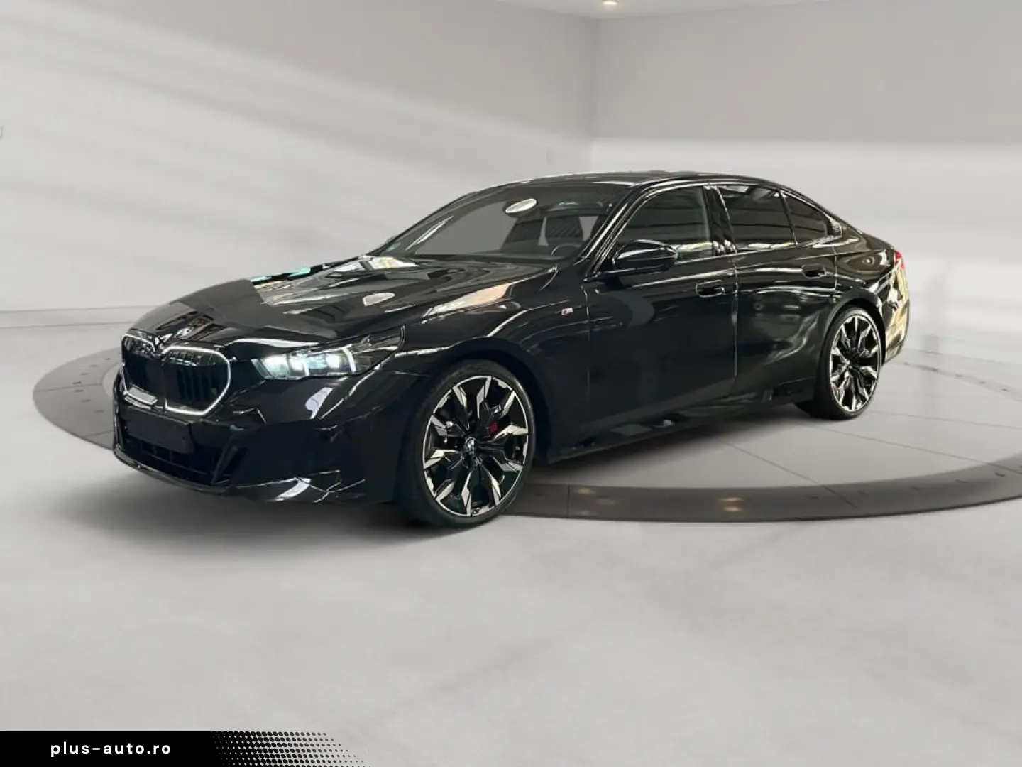 BMW 520d M Sport Carbon Fahrassist AHK HUD Pano Wide