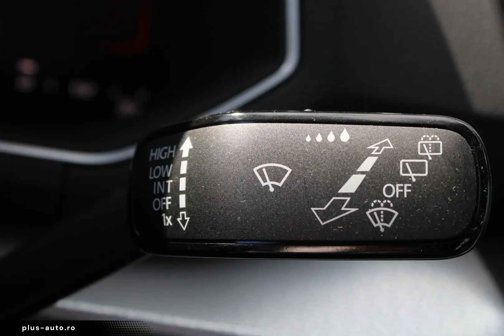 SEAT Tarraco 2.0 TDI STYLE 7-SITZER NAVI ACC PDC LED