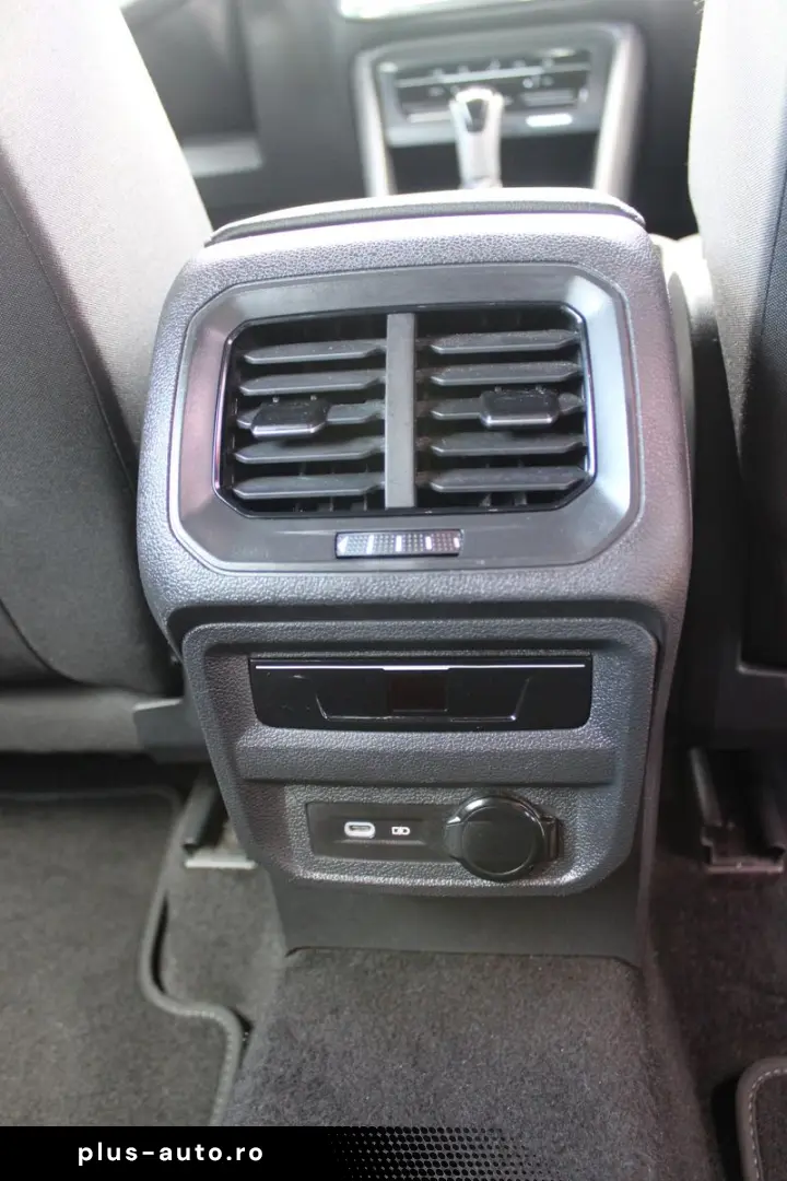 SEAT Tarraco 2.0 TDI STYLE 7-SITZER NAVI ACC PDC LED