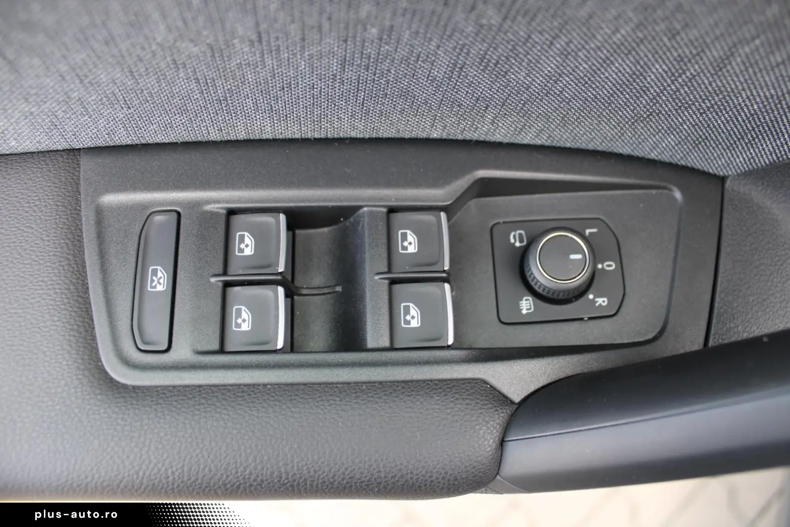 SEAT Tarraco 2.0 TDI STYLE 7-SITZER NAVI ACC PDC LED