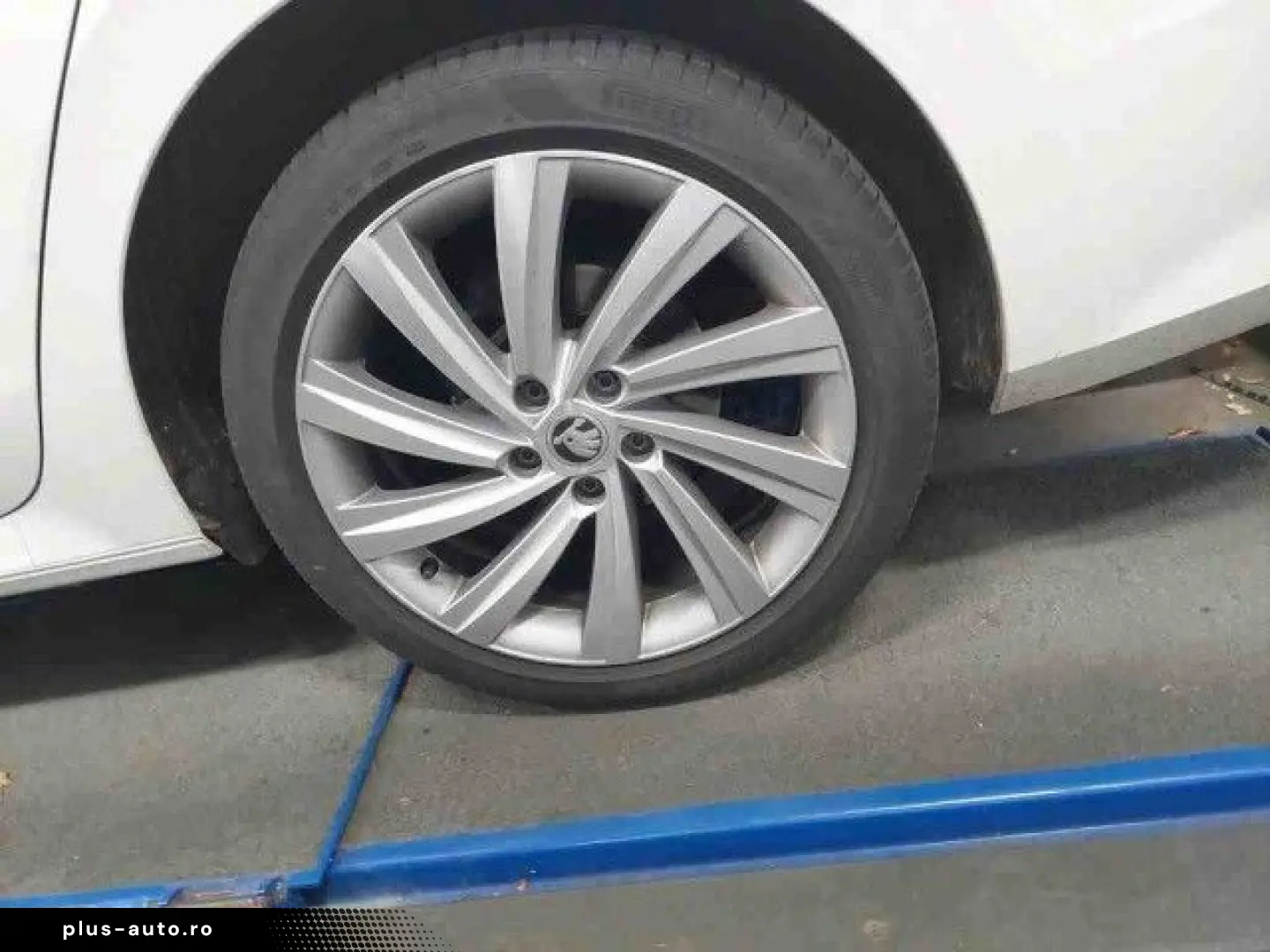 SKODA Octavia Lim. Style 2.0 TDI DSG STDHZ AHK HeadUp