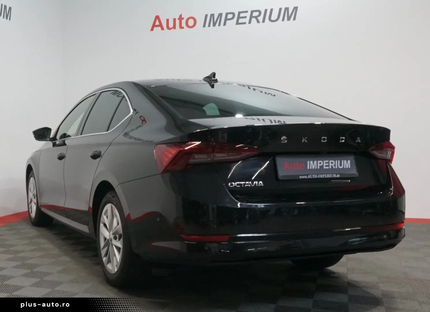 SKODA Octavia Lim. Style 2.0 TDI  Matrix NAVI KAMERA