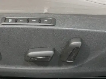 SKODA Octavia Lim. Style 2.0 TDI  Matrix NAVI KAMERA