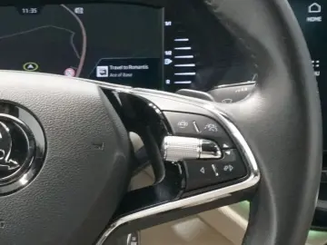 SKODA Octavia Lim. Style 2.0 TDI  Matrix NAVI KAMERA