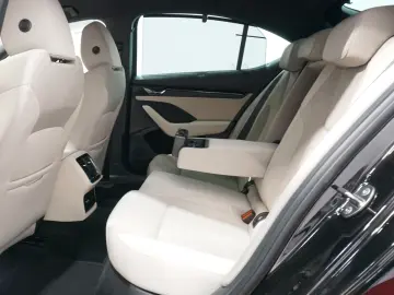 SKODA Octavia Lim. Style 2.0 TDI  Matrix NAVI KAMERA