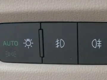 SKODA Octavia Lim. Style 2.0 TDI  Matrix NAVI KAMERA