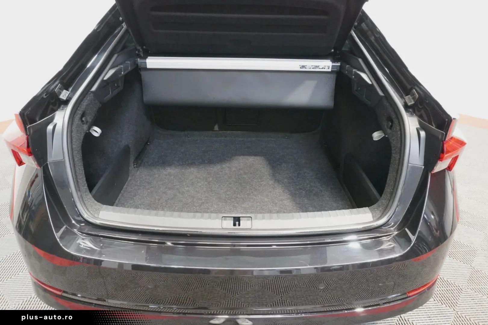 SKODA Octavia Lim. Style 2.0 TDI  Matrix NAVI KAMERA