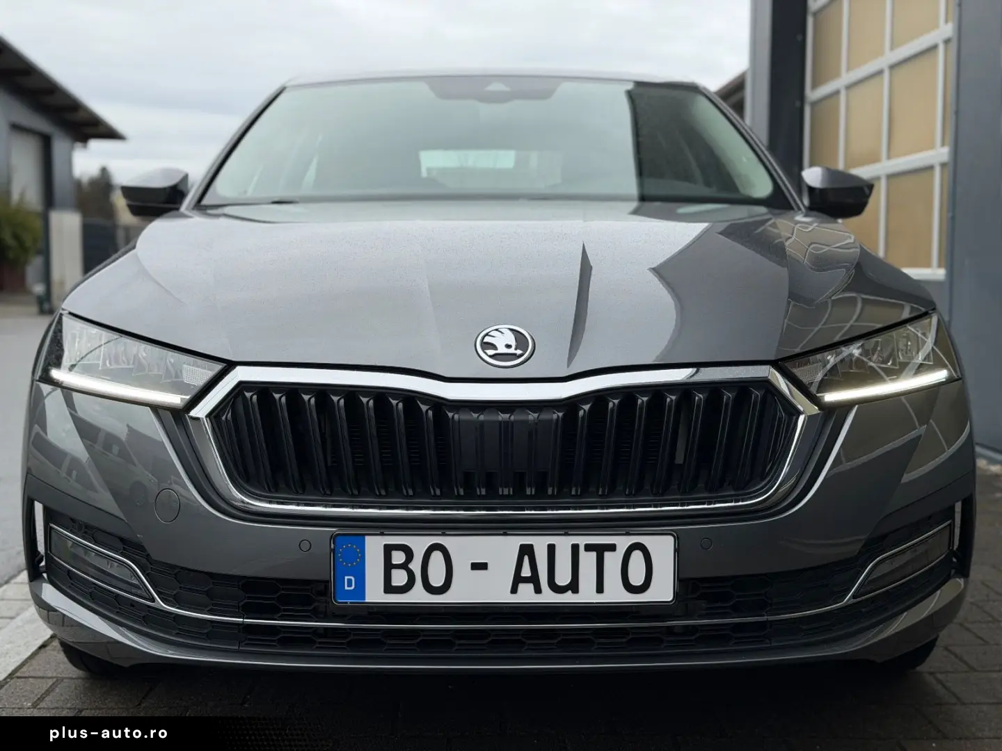 SKODA Octavia 2 0 TDI Lim. STYLE Virtual LED Navi Key