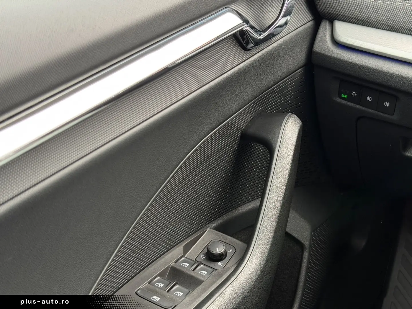 SKODA Octavia 2 0 TDI Lim. STYLE Virtual LED Navi Key