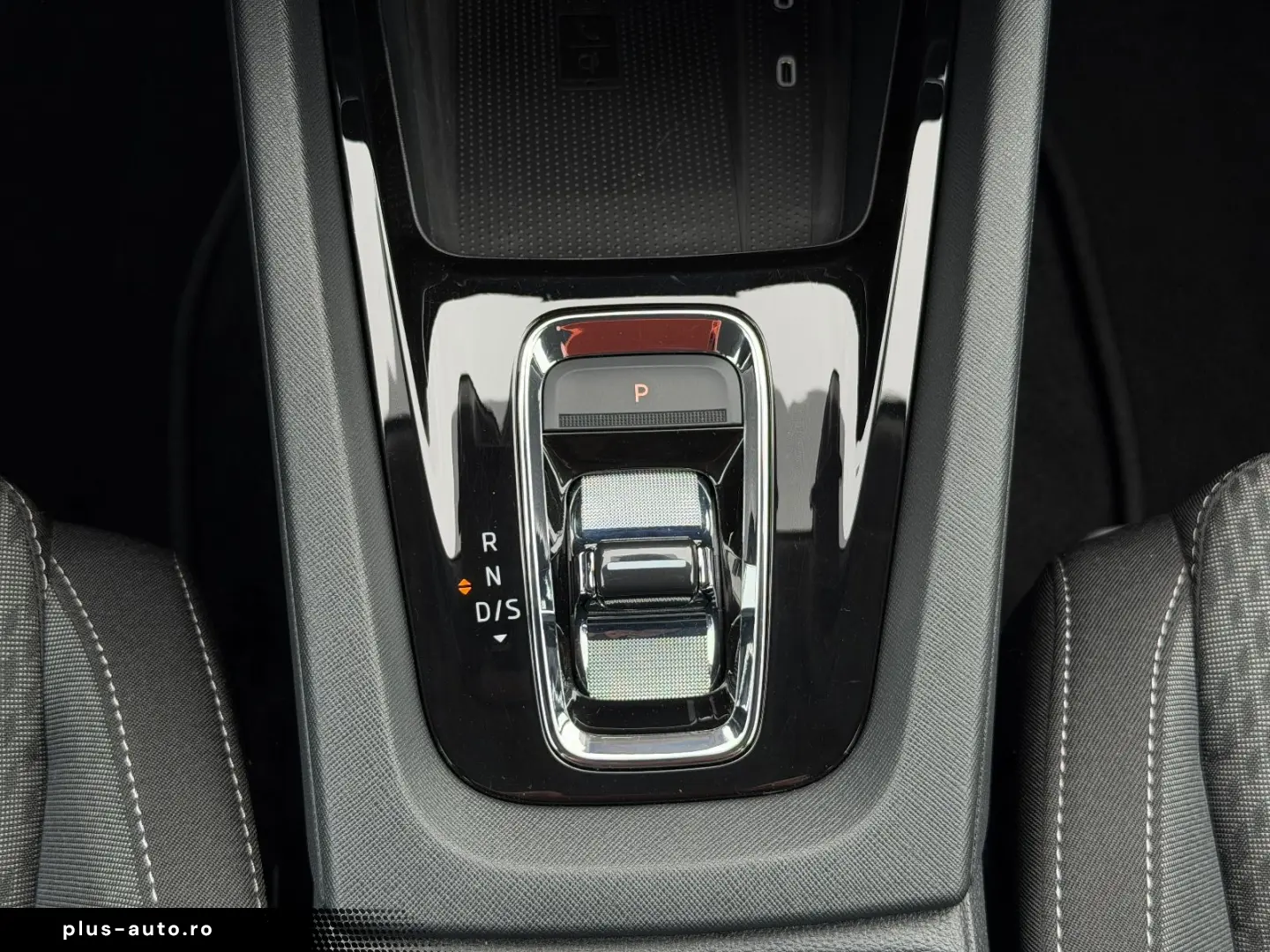 SKODA Octavia 2 0 TDI Lim. STYLE Virtual LED Navi Key