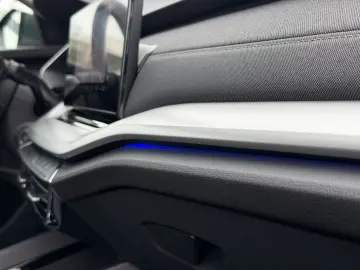 SKODA Octavia 2 0 TDI Lim. STYLE Virtual LED Navi Key