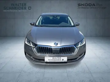 SKODA Octavia 2.0 TDI DSG Style Smart Link RFK SHZ