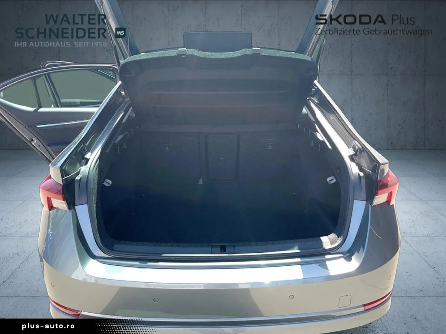 SKODA Octavia 2.0 TDI DSG Style Smart Link RFK SHZ