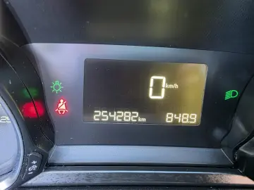 Peugeot 308 Diesel 1.6 2014 Manuala