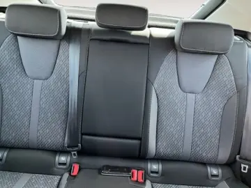 SKODA Octavia 2.0 TDI DSG Clever AHK LM18