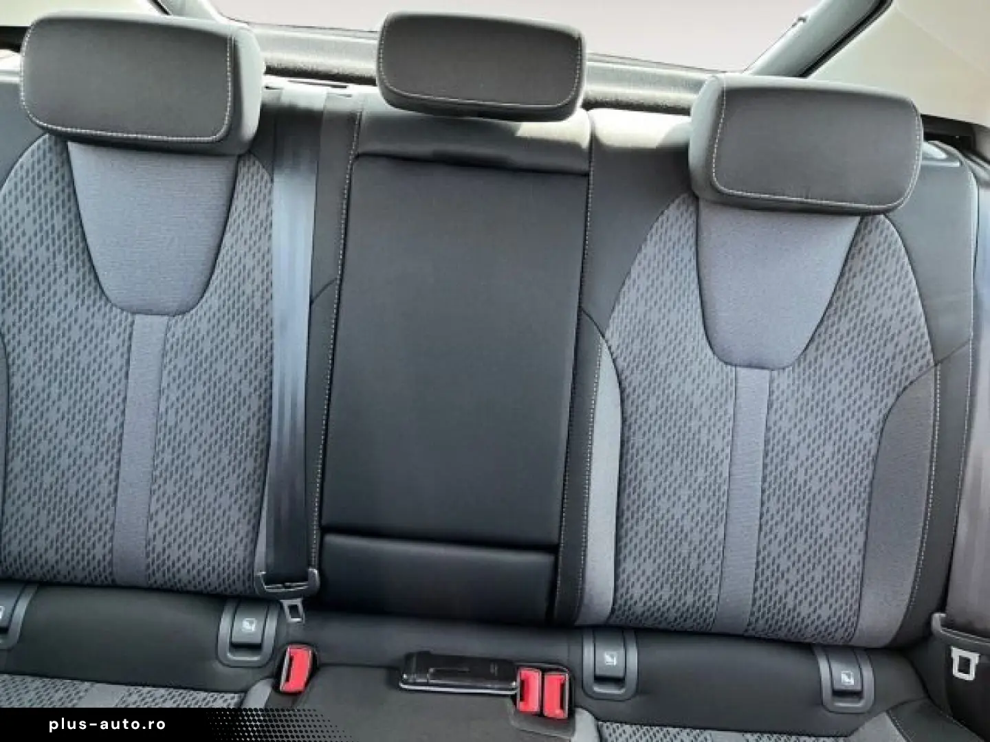 SKODA Octavia 2.0 TDI DSG Clever AHK LM18