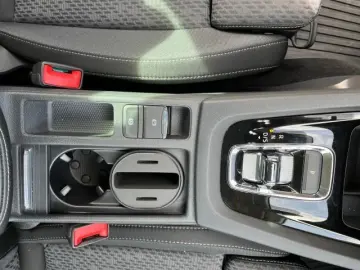 SKODA Octavia 2.0 TDI DSG Clever AHK LM18