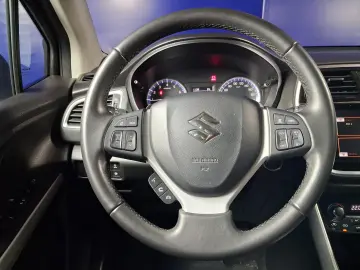 SUZUKI SX4 PASSION AUT  1.4TI 130CP 2021