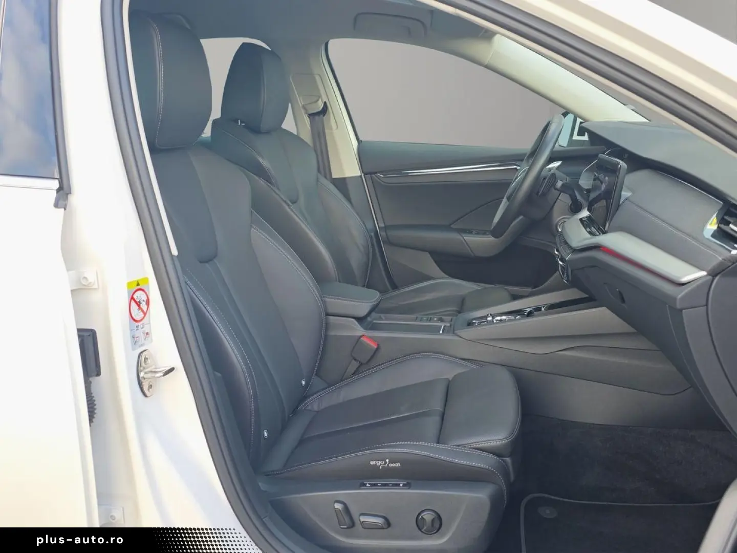 SKODA Octavia TDI 4x4 DSG STNDHZ SITZBLF MATRIX LEDER