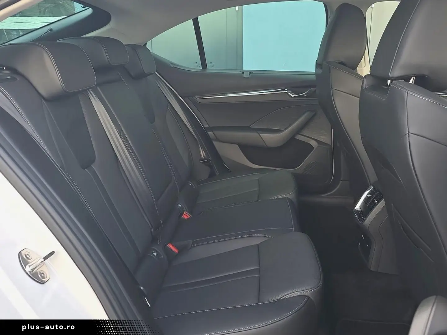 SKODA Octavia TDI 4x4 DSG STNDHZ SITZBLF MATRIX LEDER