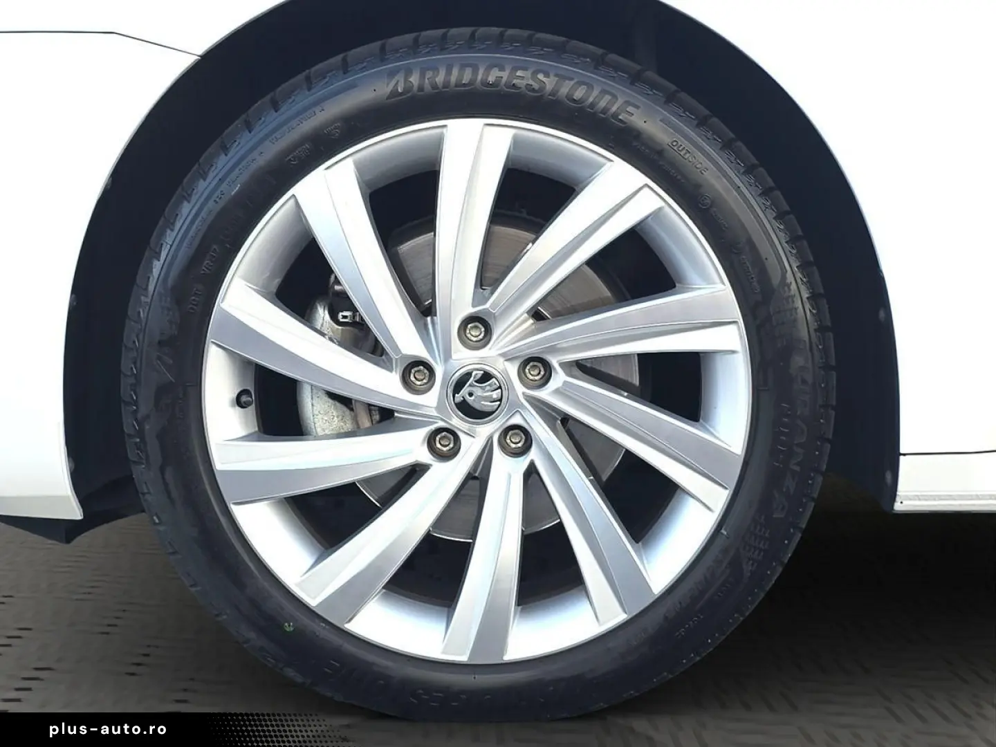 SKODA Octavia TDI 4x4 DSG STNDHZ SITZBLF MATRIX LEDER