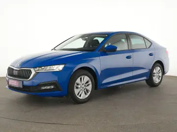 SKODA Octavia Ambition AHK Navi Fernlichtassist Tempo