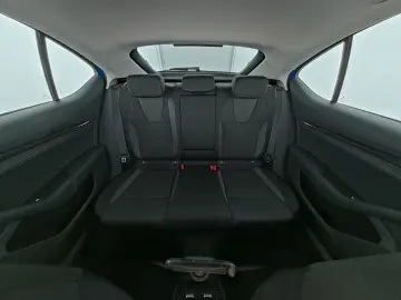 SKODA Octavia Ambition AHK Navi Fernlichtassist Tempo