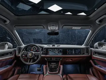 Porsche Cayenne E-Hyb Coupé 2025 Club SportDesign