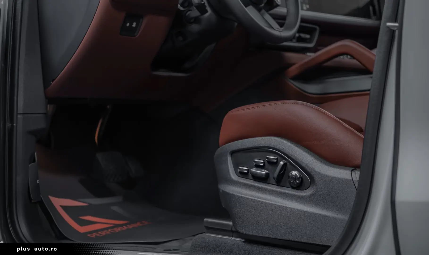 Porsche Cayenne E-Hyb Coupé 2025 Club SportDesign