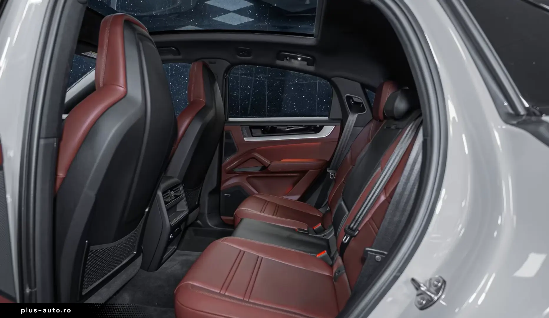 Porsche Cayenne E-Hyb Coupé 2025 Club SportDesign