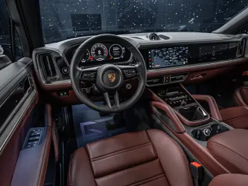 Porsche Cayenne E-Hyb Coupé 2025 Club SportDesign