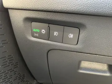 SKODA Octavia 1.5TSI Amb Winterpaket digit.Display PDC