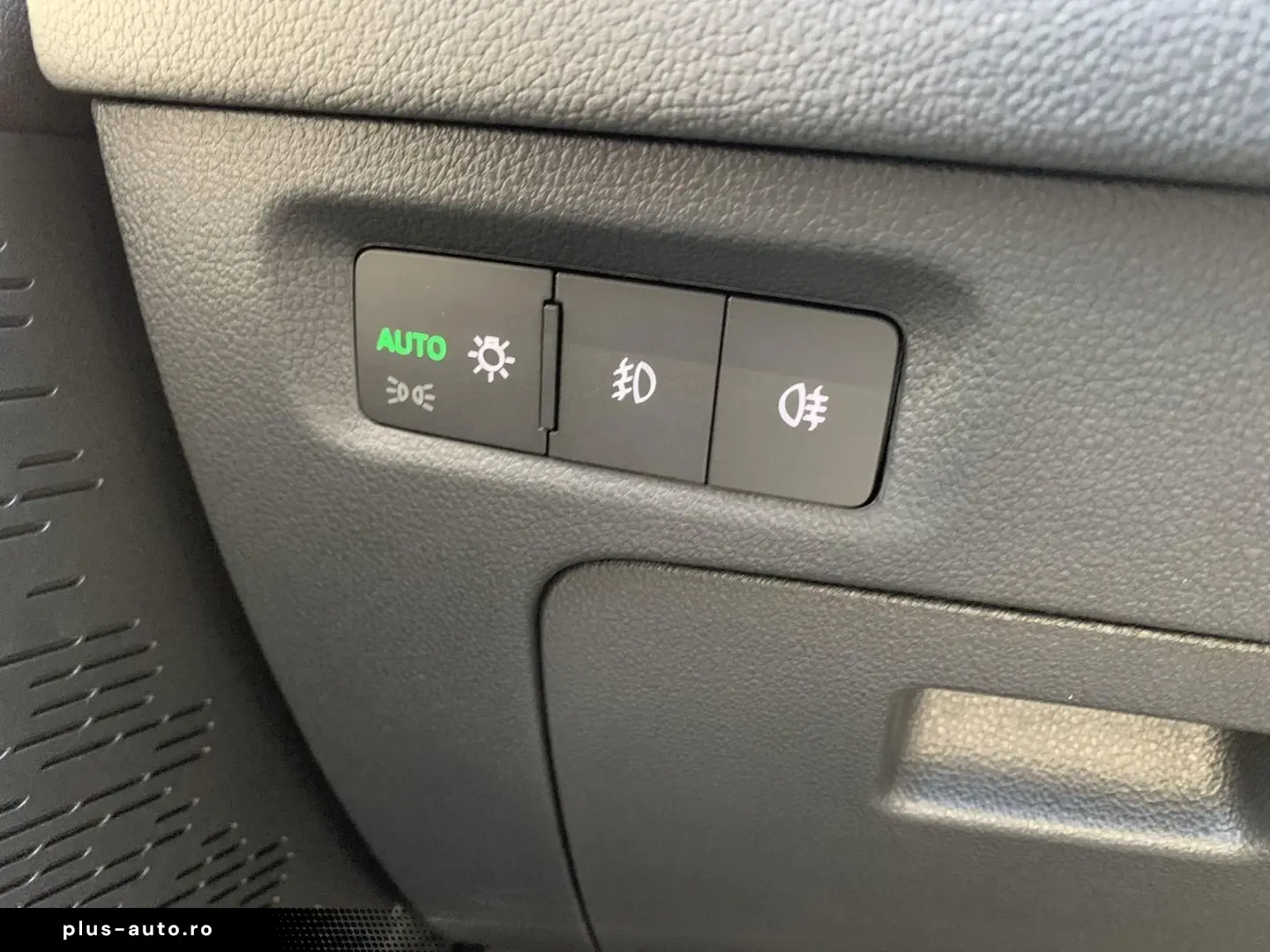 SKODA Octavia 1.5TSI Amb Winterpaket digit.Display PDC