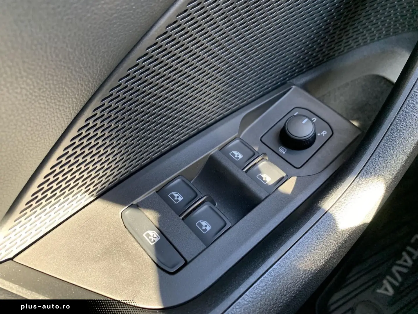 SKODA Octavia 1.5TSI Amb Winterpaket digit.Display PDC