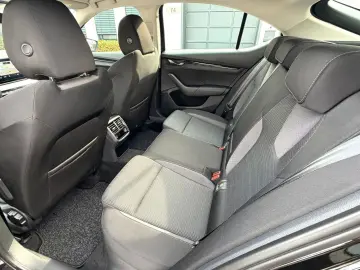 SKODA Octavia Lim. Business Rückfahrkamera LED DAB DSG