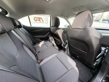 SKODA Octavia Lim. Business Rückfahrkamera LED DAB DSG