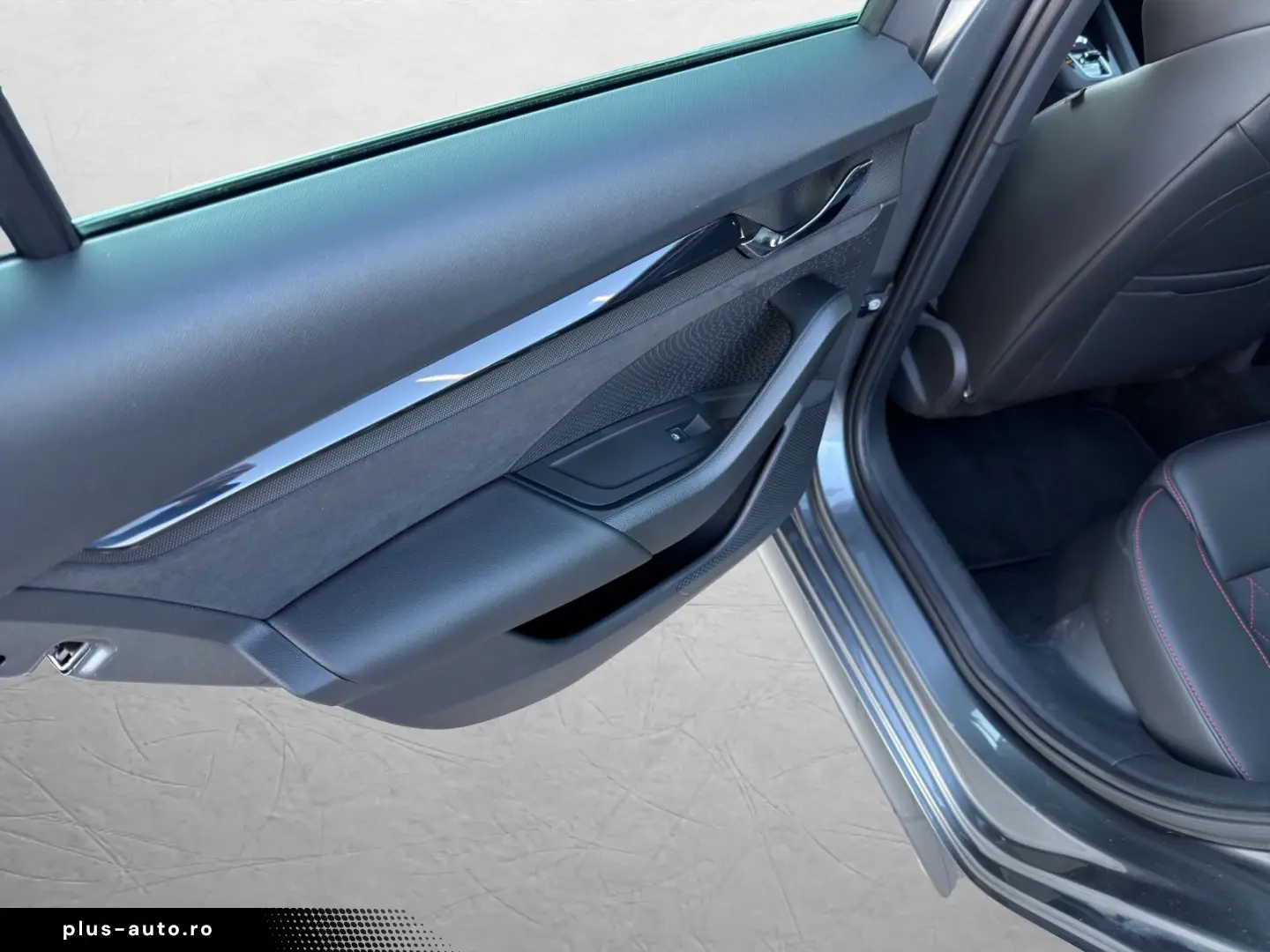 SKODA Octavia RS DCC Colum 19  AHK ACC Matrix el. Sitz