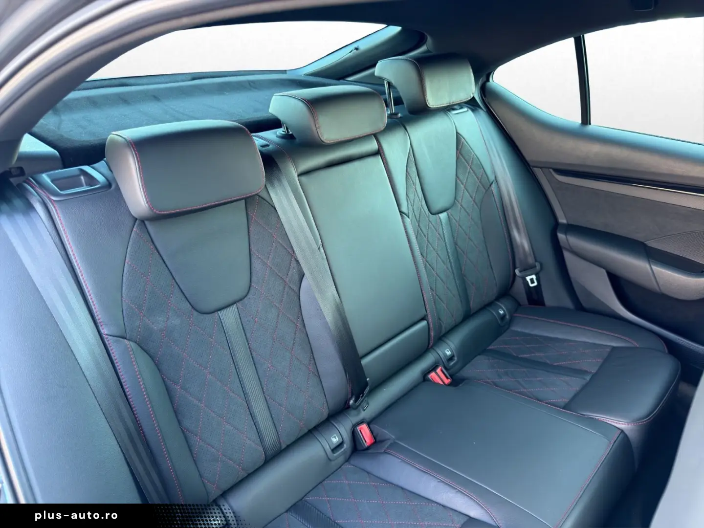 SKODA Octavia RS DCC Colum 19  AHK ACC Matrix el. Sitz